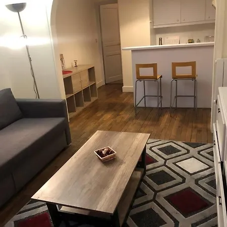 Apartment Beautiful Apartment,near Center